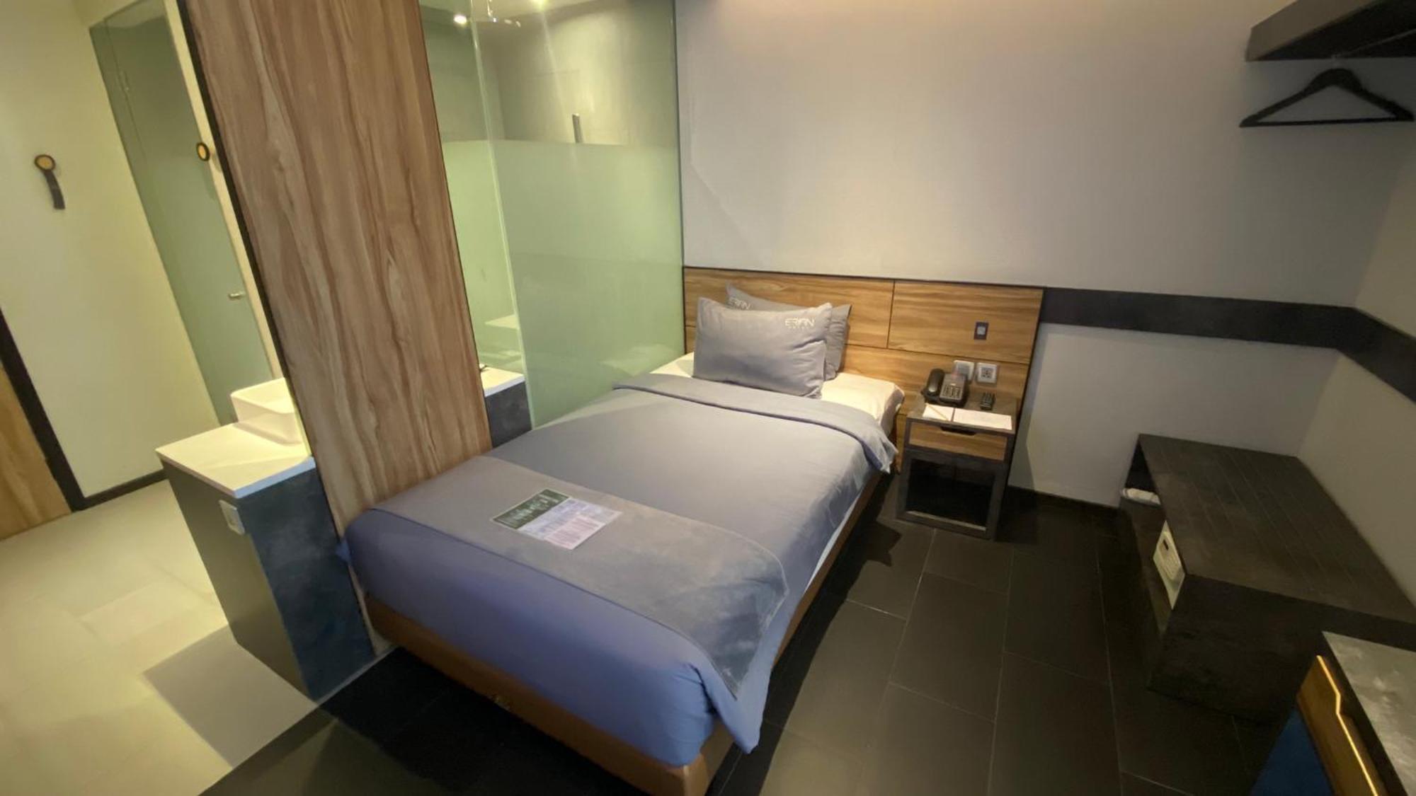 Erian Hotel Джакарта Екстериор снимка